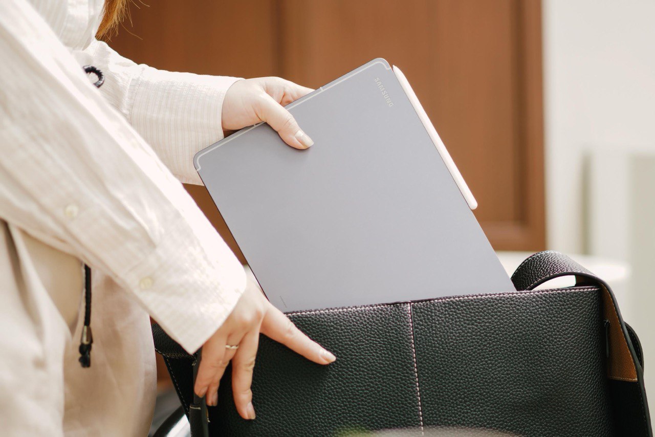 Tôi dùng thử, và thấy: Hiếm có máy tính bảng nào mang lại cảm giác hài lòng như Galaxy Tab S10 FE- Ảnh 2. Tôi dùng thử, và thấy: Hiếm có máy tính bảng nào mang lại cảm giác hài lòng như Galaxy Tab S10 FE- Ảnh 2.