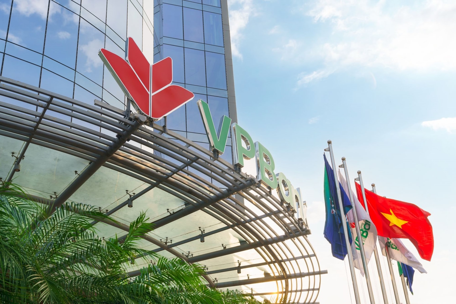 10 câu hỏi cho lãnh đạo VPBank trước thềm Đại hội cổ đông thường niên 2025- Ảnh 1.