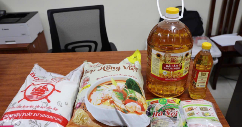  Vụ sản xuất mì chính, hạt nêm, dầu ăn giả: Lời khai ban đầu của Giám đốc Công ty Famimoto- Ảnh 2.