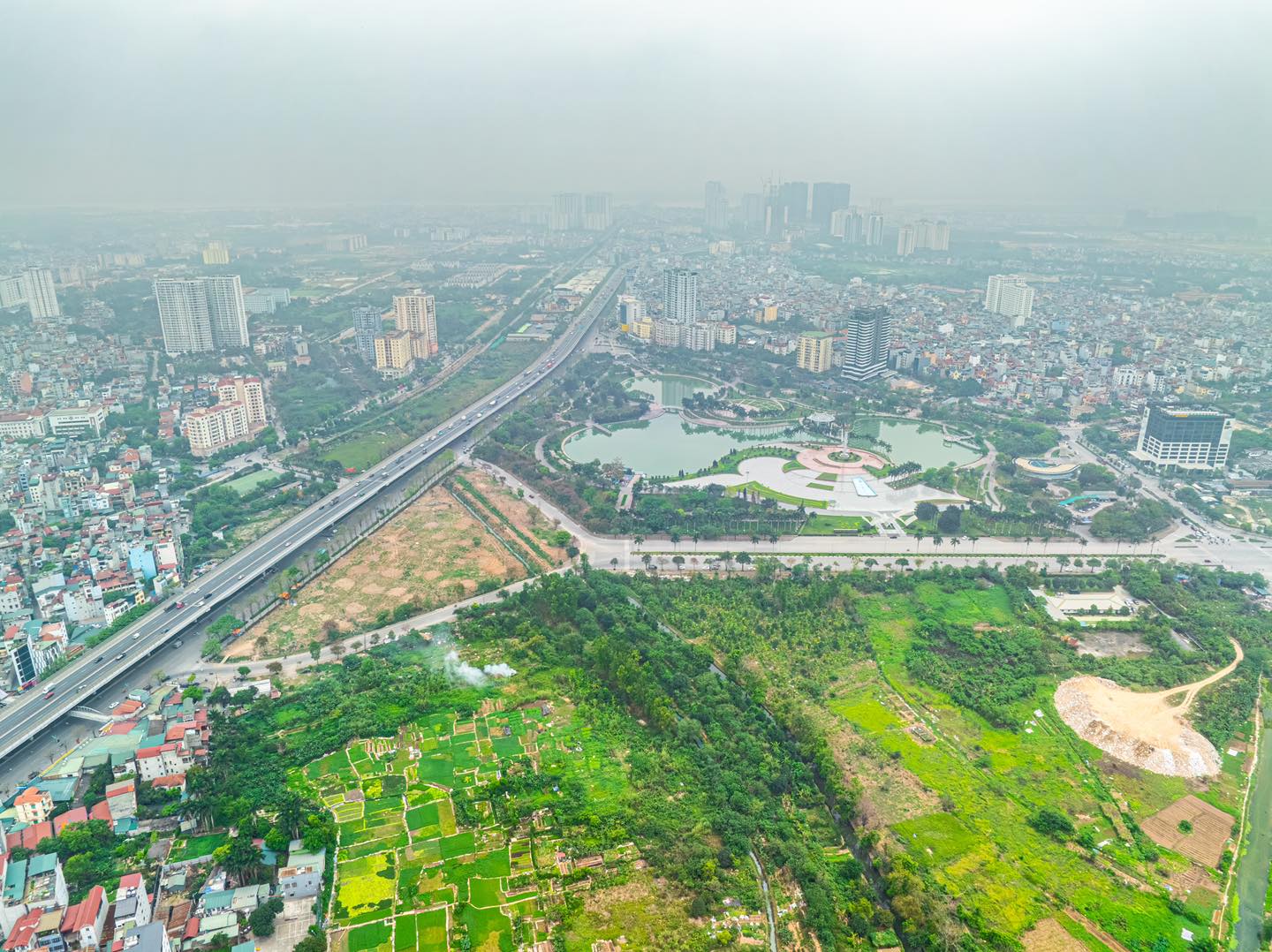 Huyết mạch Thủ đô qua siêu dự án của ông Phạm Nhật Vượng có diễn biến mới, dự kiến vượt tiến độ 6 tháng- Ảnh 2.
