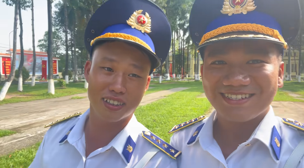 "Lê Hoàng Há Há" lên Fanpage Thông tin Chính phủ, xem từ đầu đến cuối clip vẫn chưa thấy điệu cười có 1-0-2 đâu- Ảnh 2.