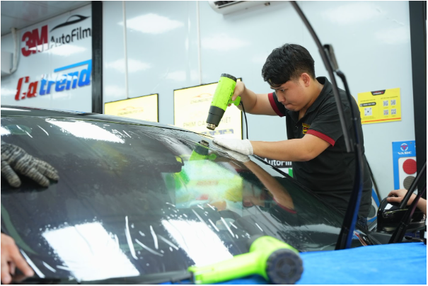 ChungAuto - Đơn vị dán phim cách nhiệt uy tín- Ảnh 1. ChungAuto - Đơn vị dán phim cách nhiệt uy tín- Ảnh 1.