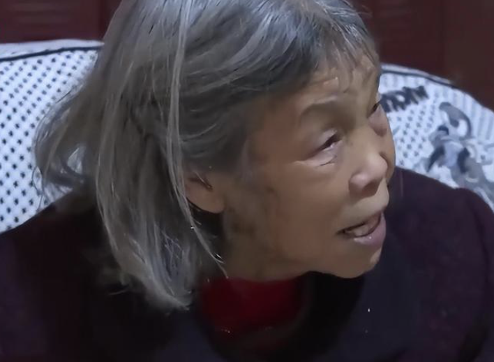 Chồng qua đời để lại 3 căn nhà trị giá hơn 18 tỷ đồng, vợ làm thủ tục thừa kế thì bị mẹ chồng kiện: "Tài sản không liên quan đến cô"- Ảnh 1.