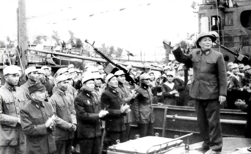 Chuyện 5 tàu địch truy đuổi tàu không số Việt Nam: Lệnh triệu tập giữa đêm và 10 ngày làm nên kỳ tích- Ảnh 3.