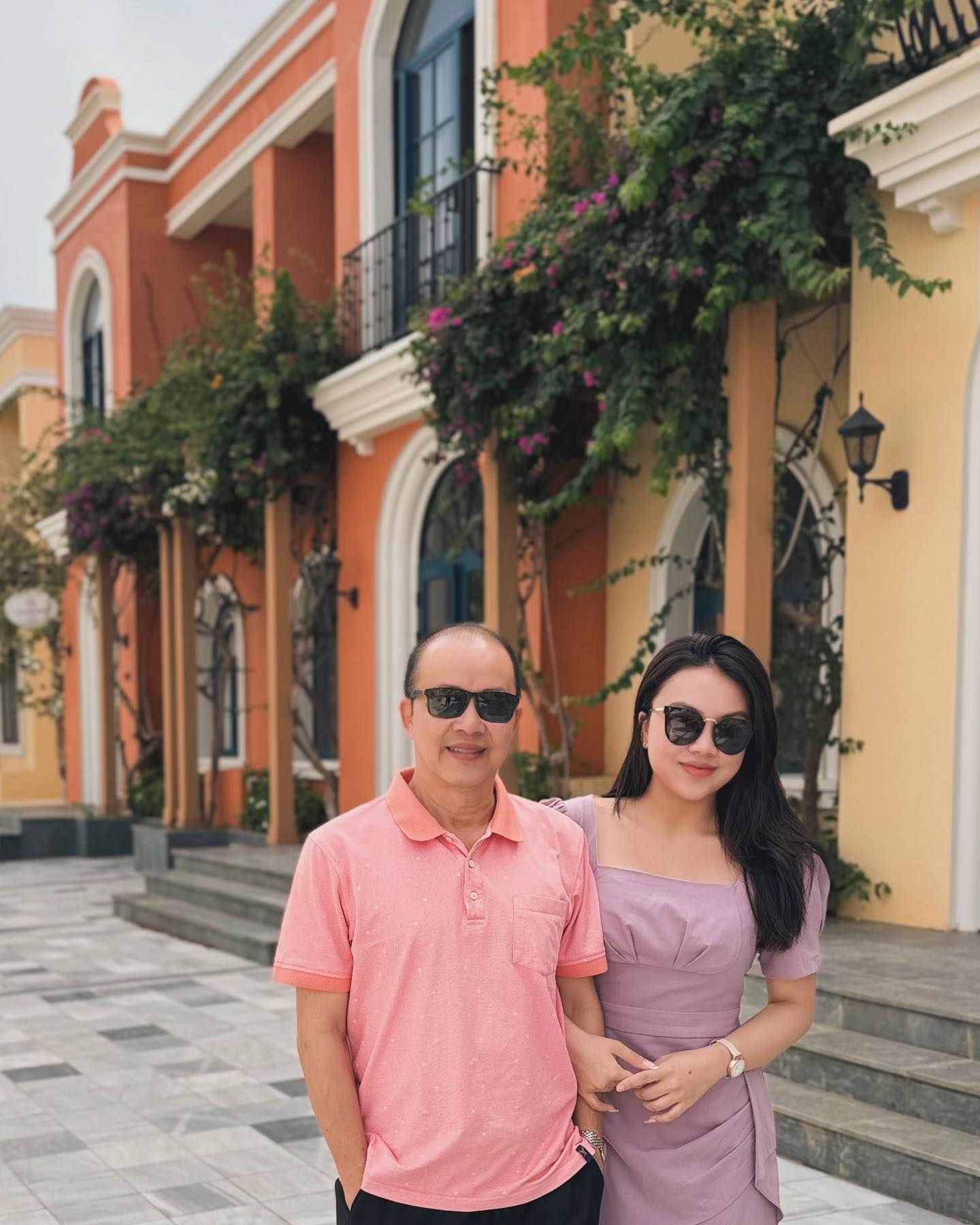 NSƯT thu nhập trăm triệu/tháng dù đang NSƯT thu nhập trăm triệu/tháng dù đang
