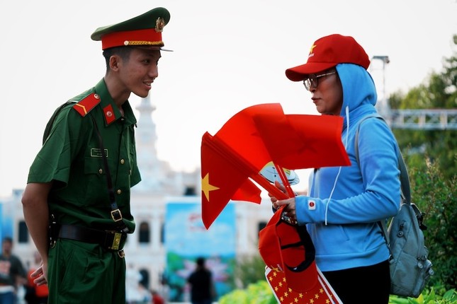 Phóng viên quốc tế bất ngờ khi trở lại Việt Nam sau 50 năm- Ảnh 3.