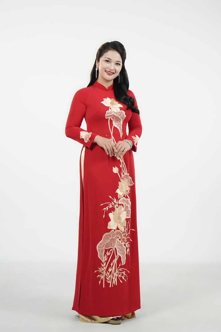 Chia sẻ xúc động của giọng nữ cao đầu tiên hát 'Đất nước trọn niềm vui'- Ảnh 2. Chia sẻ xúc động của giọng nữ cao đầu tiên hát 'Đất nước trọn niềm vui'- Ảnh 2.