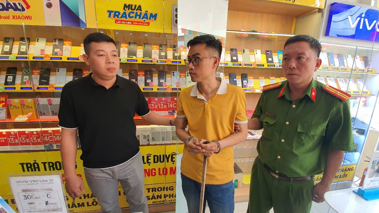 Quản lý cửa hàng Điện Máy Xanh ở Đắk Nông đột nhập cửa hàng Điện Máy Xanh ở Đắk Lắk- Ảnh 1.