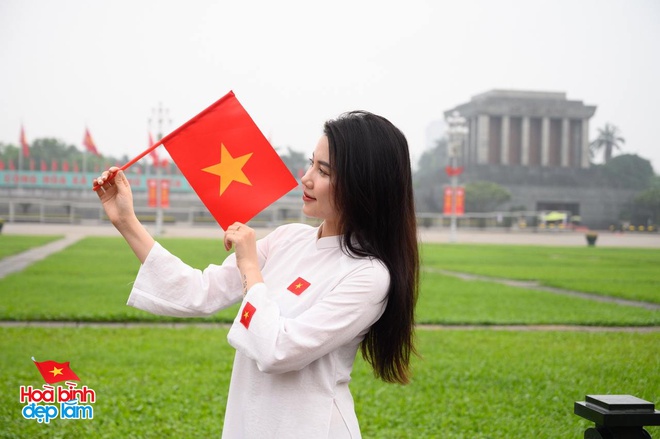 Lễ chào cờ xúc động tại Quảng trường Ba Đình sáng 30/4: “Hôm nay thật đặc biệt”- Ảnh 11.