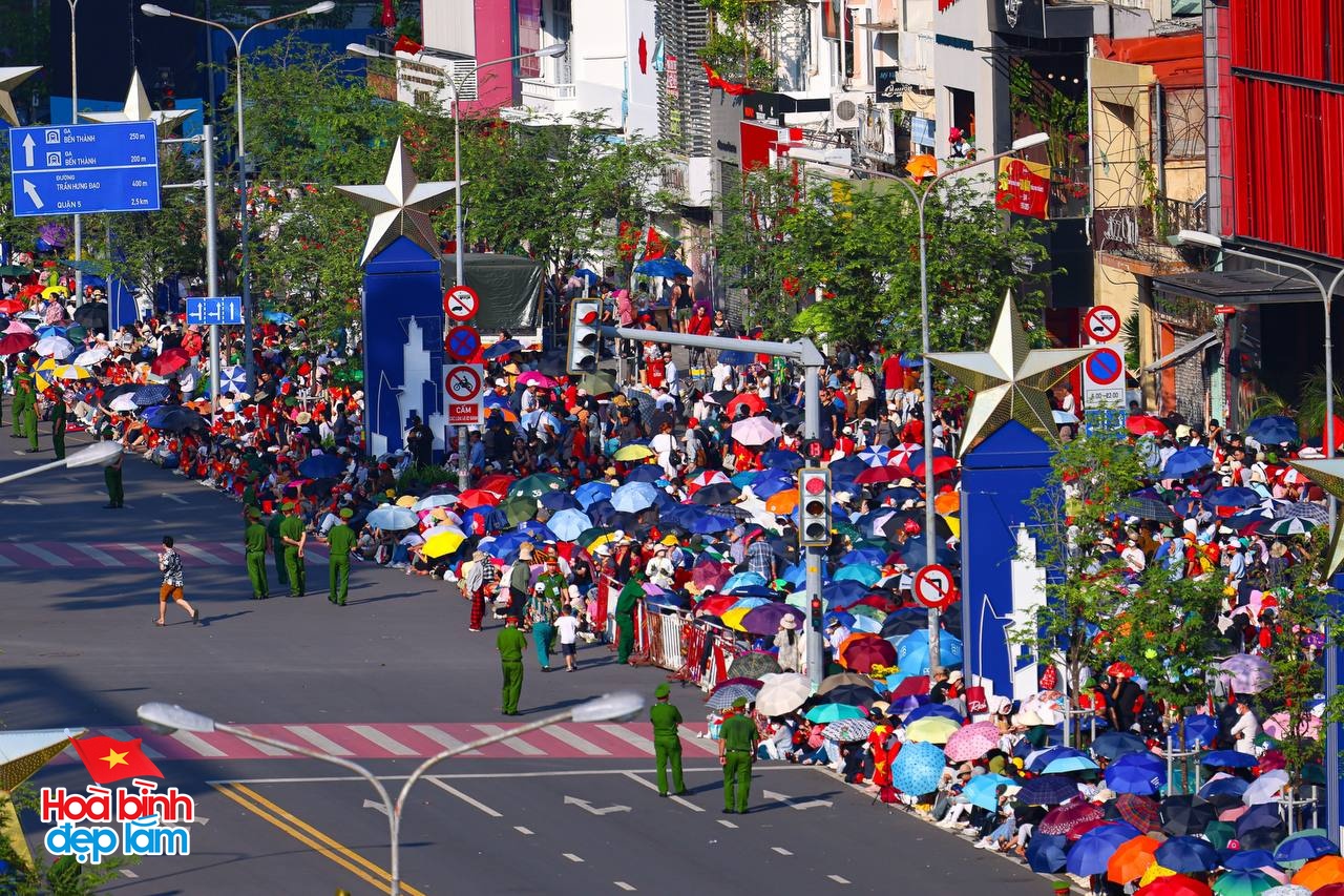 Đừng chỉ lo chọn chỗ đẹp, đây mới là thứ cần chuẩn bị kỹ trước giờ G lễ diễu binh 30/4- Ảnh 7.