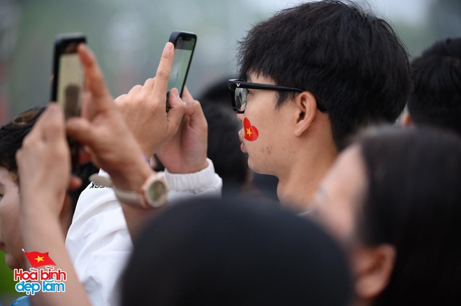 Lễ chào cờ xúc động tại Quảng trường Ba Đình sáng 30/4: “Hôm nay thật đặc biệt”- Ảnh 17.