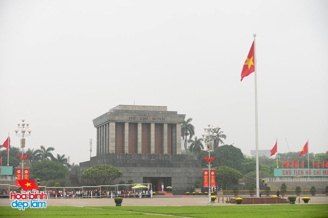 Lễ chào cờ xúc động tại Quảng trường Ba Đình sáng 30/4: “Hôm nay thật đặc biệt”- Ảnh 24.