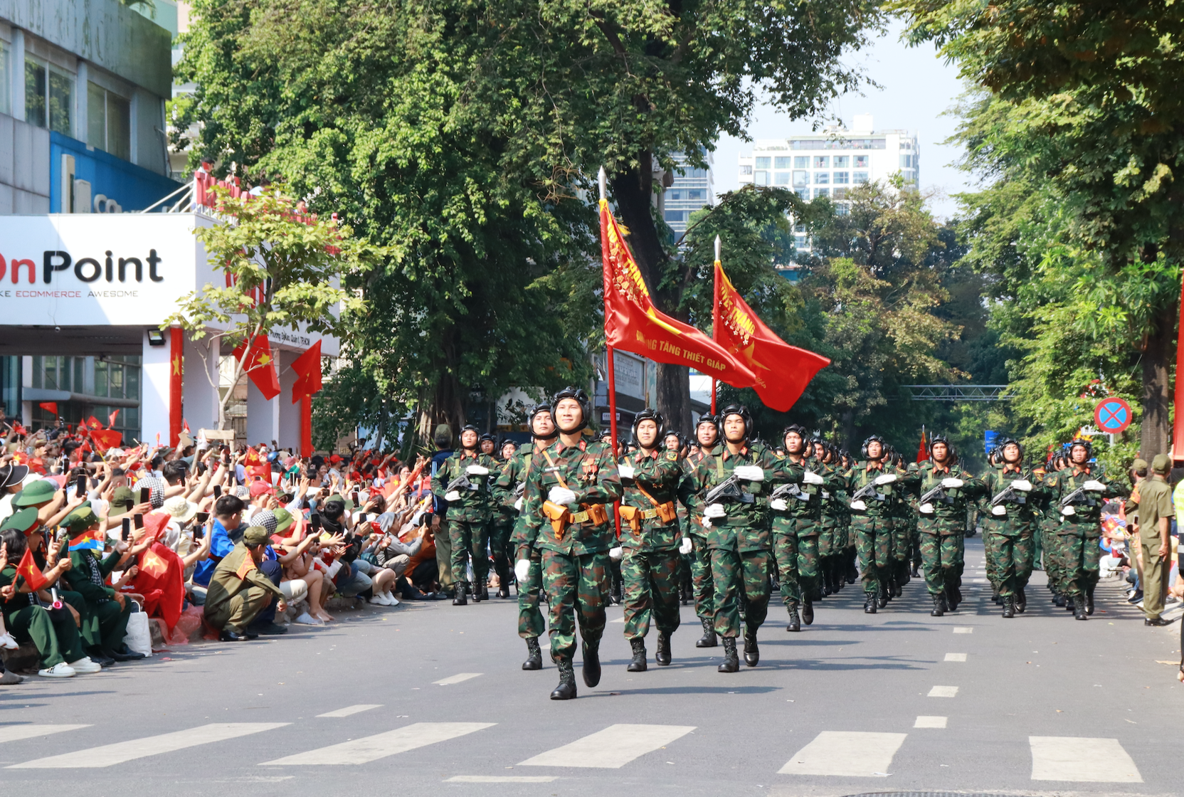 Đại lễ 30-4: Cận cảnh 8 khối hướng 3 đi trong vòng tay nhân dân- Ảnh 4.