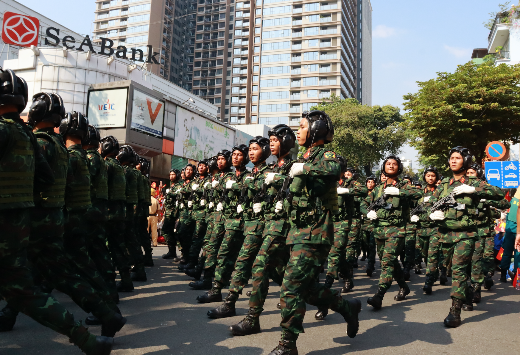 Đại lễ 30-4: Cận cảnh 8 khối hướng 3 đi trong vòng tay nhân dân- Ảnh 6.