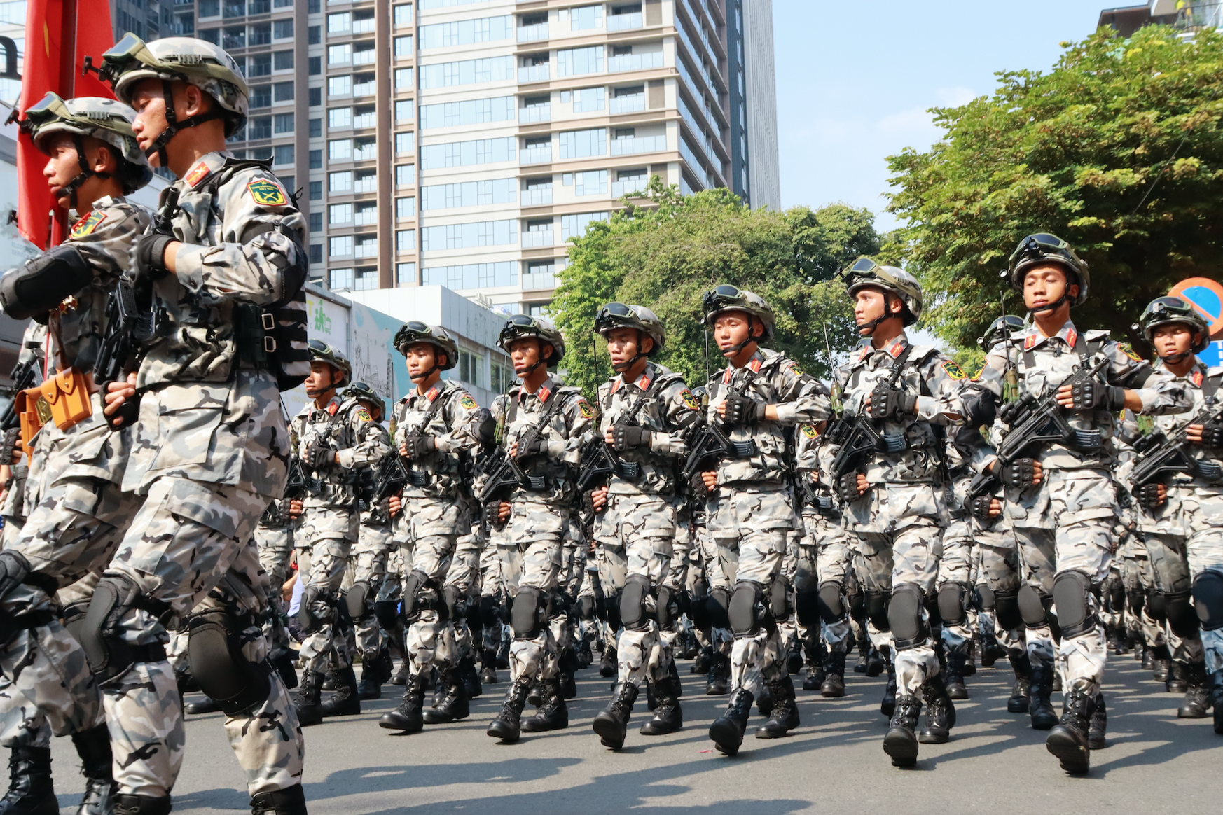 Đại lễ 30-4: Cận cảnh 8 khối hướng 3 đi trong vòng tay nhân dân- Ảnh 15.