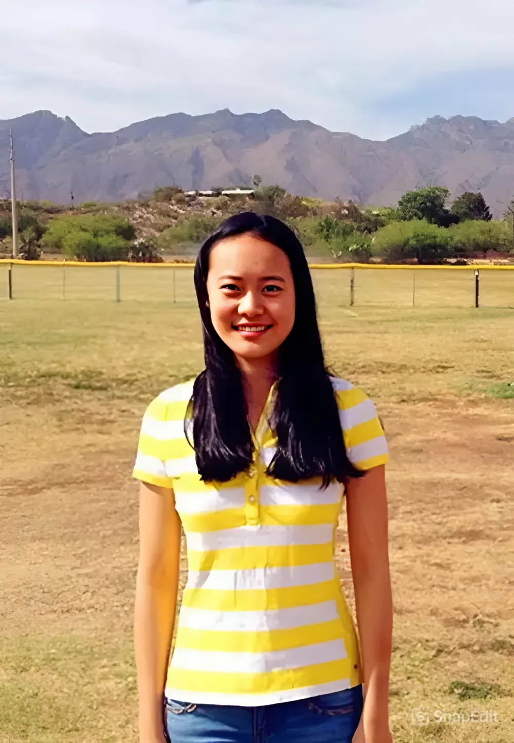 Bỏ thi đại học, nữ sinh vẫn "ẵm" vé vào 9 trường đại học hàng đầu thế giới: Bí quyết gói gọn trong 8 chữ!- Ảnh 1.