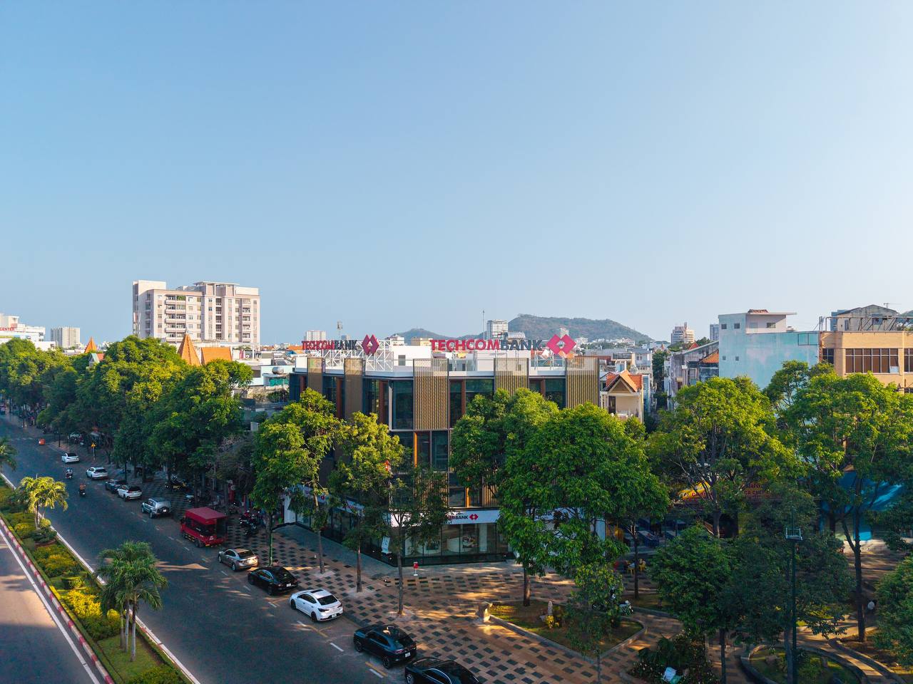 Giao dịch linh hoạt, tiện ích tại WinMart - đại lí ngân hàng của Techcombank- Ảnh 2.