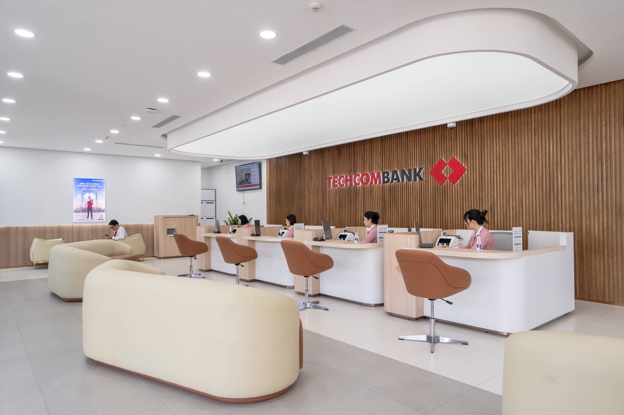 Giao dịch linh hoạt, tiện ích tại WinMart - đại lí ngân hàng của Techcombank- Ảnh 3.