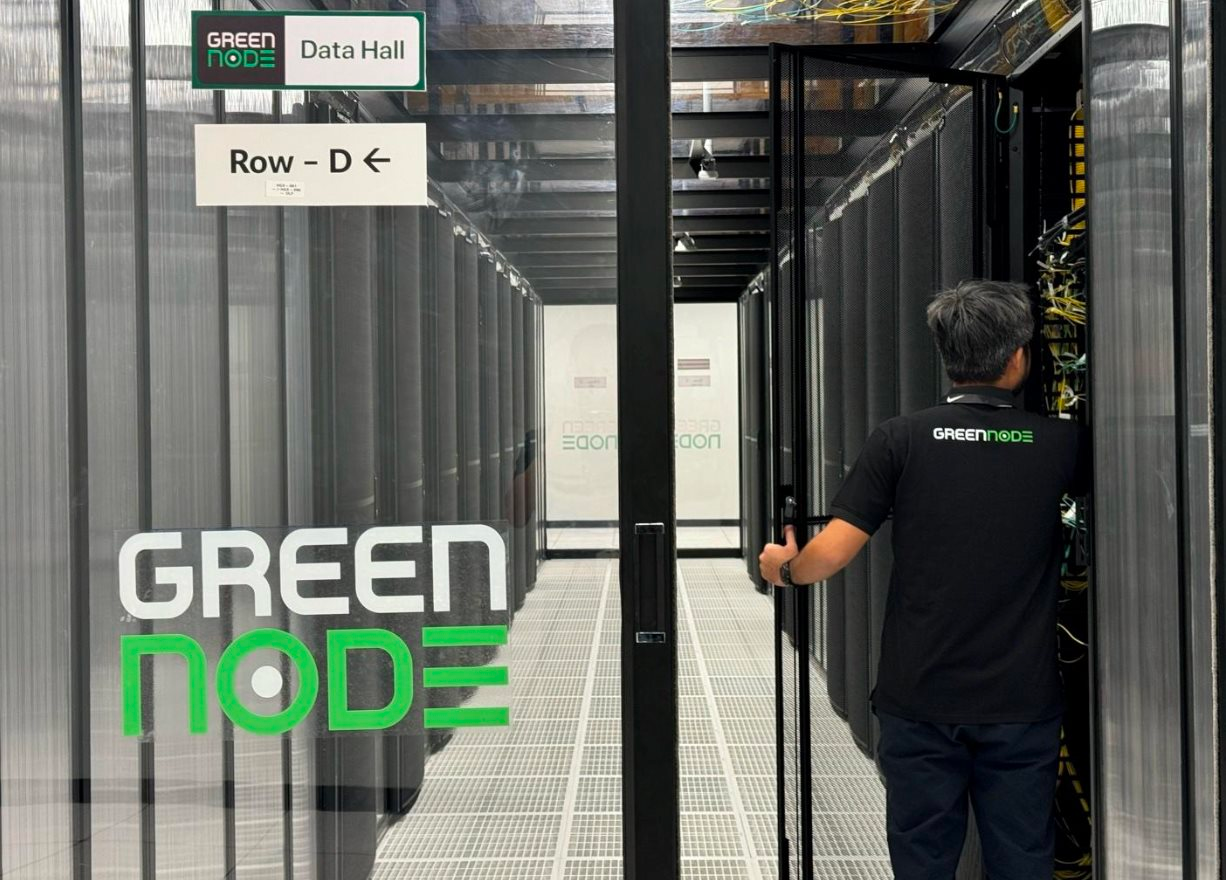 Ông Lê Hồng Minh nói về “cuộc chơi” mới của VNG: AI đã xong thử nghiệm, bắt tay NVIDIA, ST Telemedia Global Data Centres… bán dịch vụ cho thế giới- Ảnh 3.