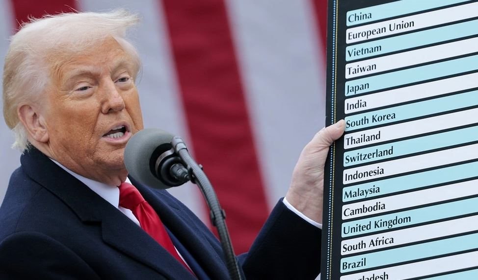 IQ 200 vẫn lỗ nặng vì chứng khoán, tôi cười trừ: Không phải cứ thông minh là đầu tư giỏi!- Ảnh 2.