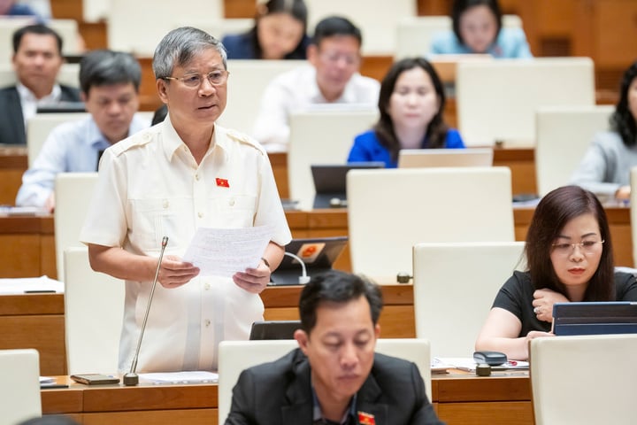 ĐBQH: Tăng mạnh thuế thuốc lá để cứu lấy sức khoẻ Nhân dân- Ảnh 1.