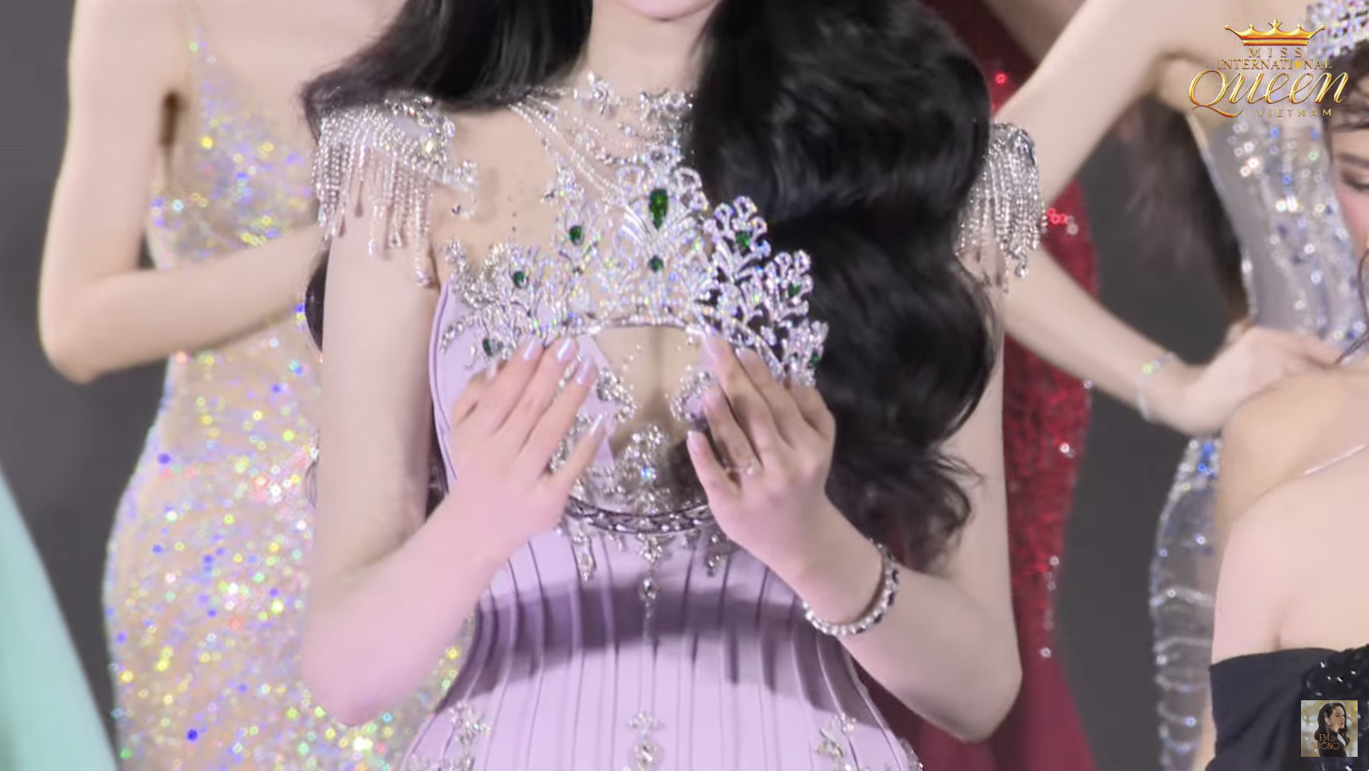 HOT: Hà Tâm Như chiến thắng Hoa hậu Chuyển giới Việt Nam 2025!- Ảnh 12.