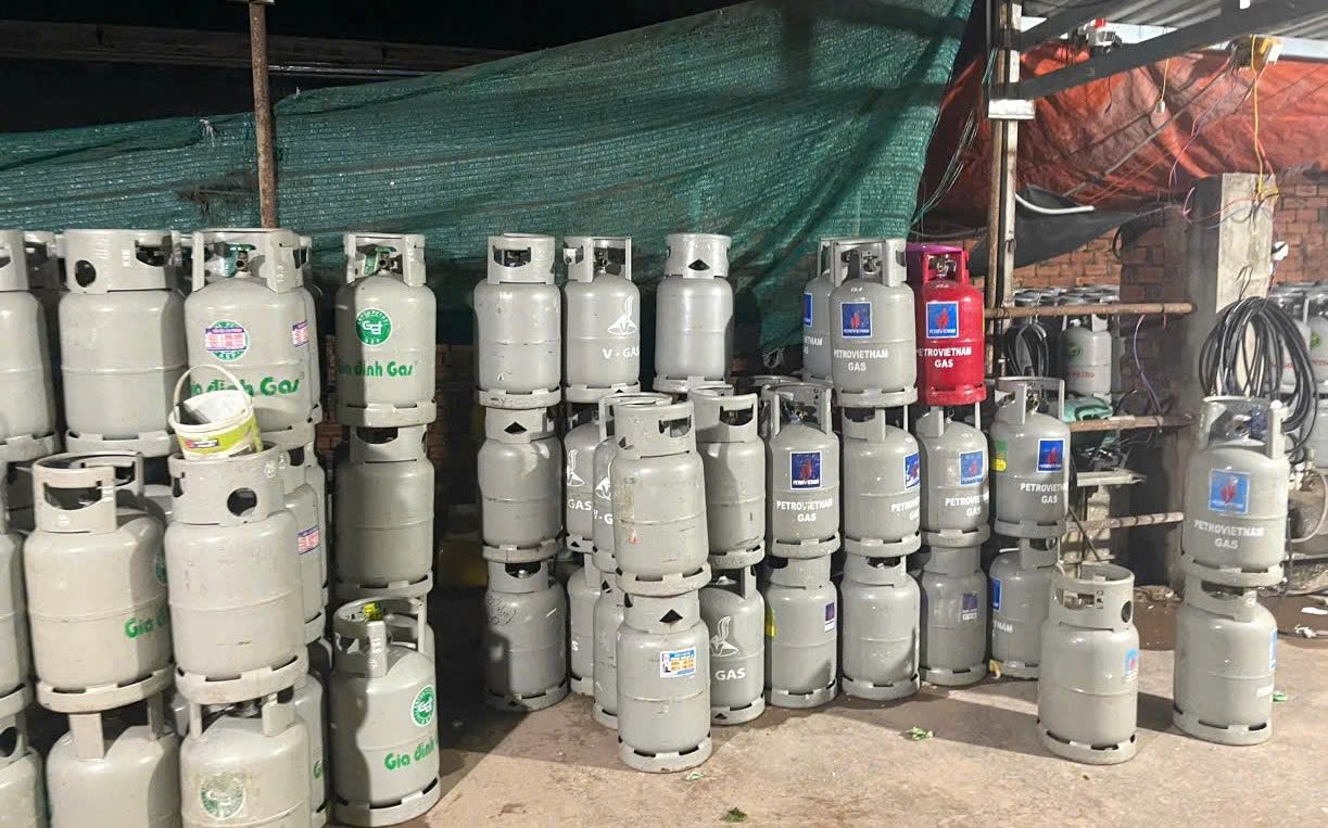 “Giật mình” kết quả kiểm tra các cơ sở kinh doanh gas lớn ở TP Biên Hòa, Đồng Nai- Ảnh 2.