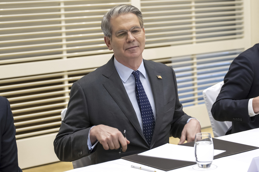 Chuyến hàng Trung Quốc bị áp thuế 145% cập cảng Mỹ- Ảnh 2.