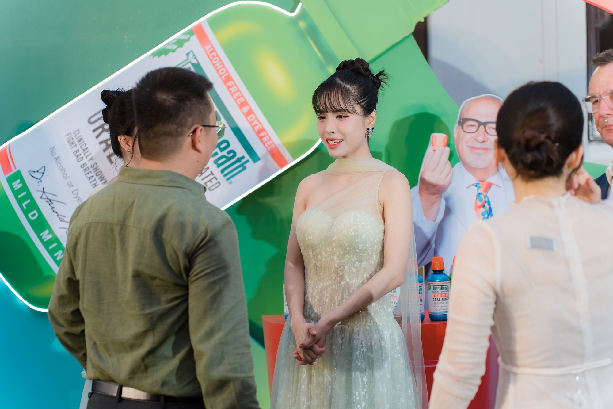 TheraBreath chính thức gọi tên Ca nương Kiều Anh là đại sứ thương hiệu - Ảnh 1.