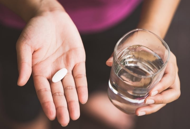 Ba thói quen âm thầm 'đầu độc' gan nhiều người không ngờ đến- Ảnh 1.