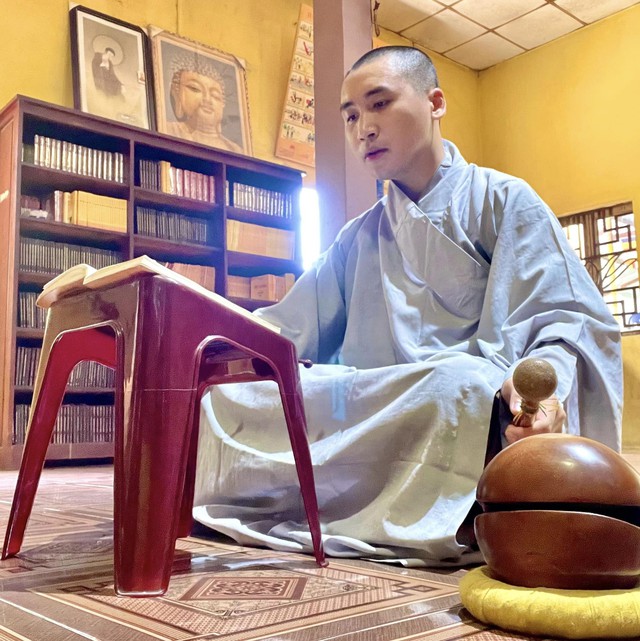 Vợ cũ sao nam Vbiz đi tu bất ngờ lên mạng đính chính- Ảnh 6. Vợ cũ sao nam Vbiz đi tu bất ngờ lên mạng đính chính- Ảnh 6.