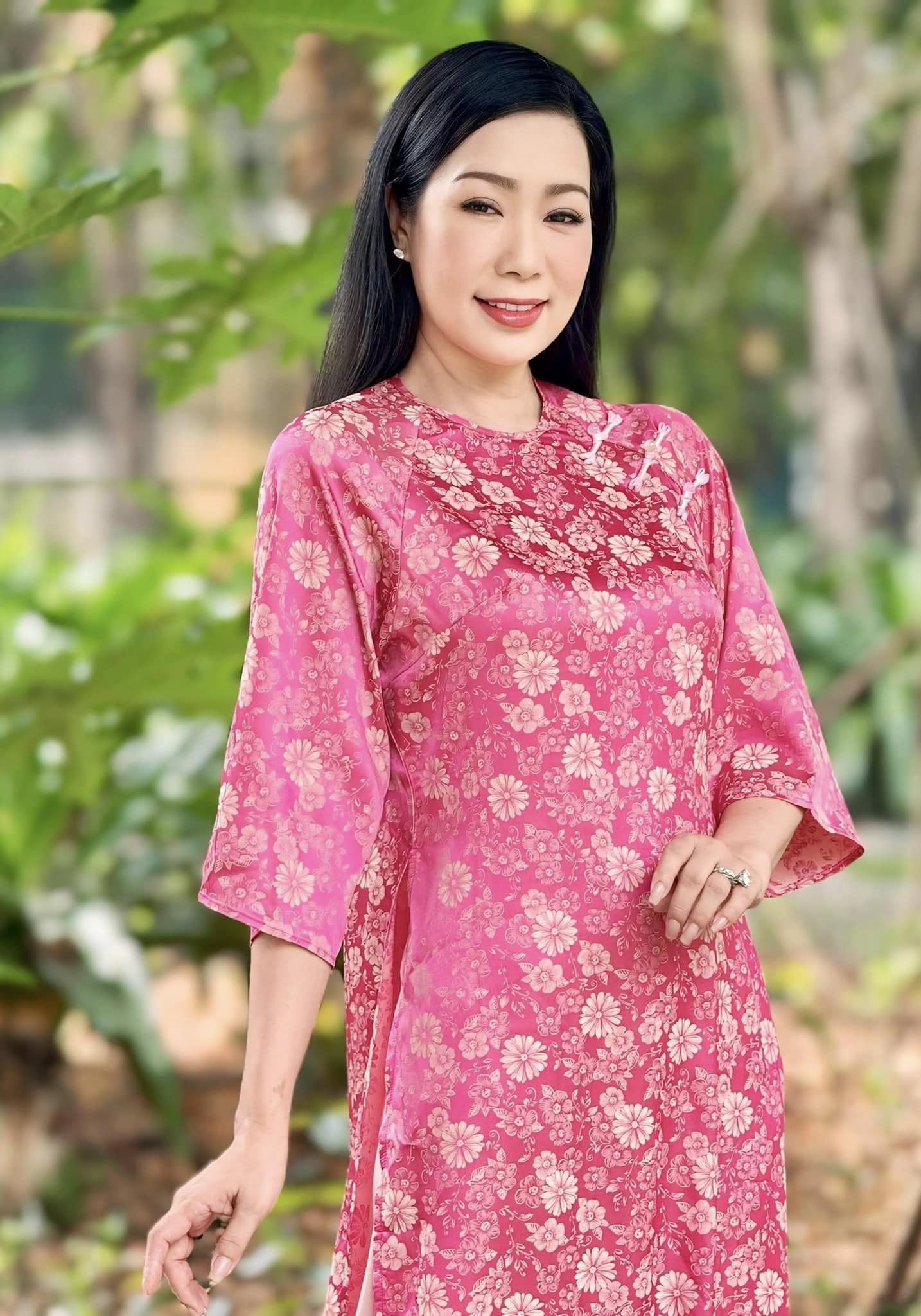 Nữ NSND là Phó chủ tịch Hội sân khấu, sở hữu biệt thự mặt tiền 3 tầng ở Quận 7, 54 tuổi đẹp như mới 30- Ảnh 10. Nữ NSND là Phó chủ tịch Hội sân khấu, sở hữu biệt thự mặt tiền 3 tầng ở Quận 7, 54 tuổi đẹp như mới 30- Ảnh 10.
