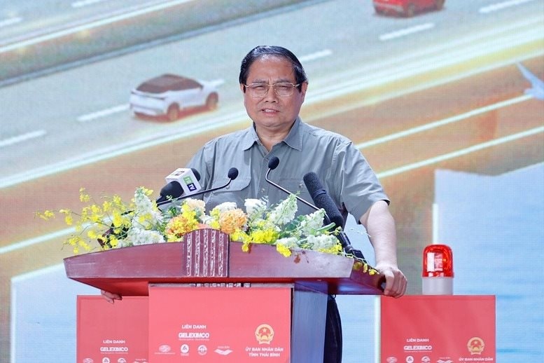 Thủ tướng yêu cầu liên danh Geleximco rút ngắn tiến độ ít nhất 6 tháng, hoàn thành tuyến cao tốc 20.000 tỷ qua Thái Bình - Nam Định trong năm 2026- Ảnh 1. Thủ tướng yêu cầu liên danh Geleximco rút ngắn tiến độ ít nhất 6 tháng, hoàn thành tuyến cao tốc 20.000 tỷ qua Thái Bình - Nam Định trong năm 2026- Ảnh 1.