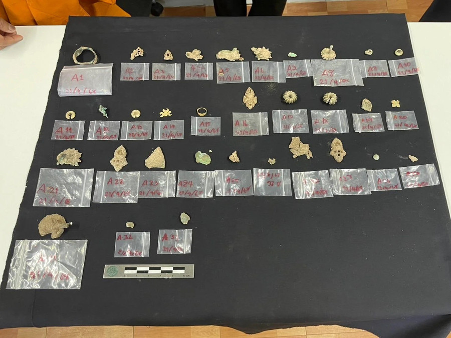 Phát hiện kho báu 1.300 năm tuổi dưới ngôi chùa Phật giáo cổ- Ảnh 2.