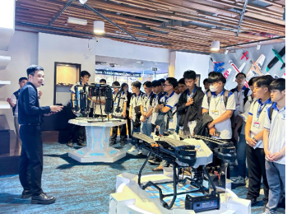 150 sinh viên xuất sắc đại học Cần Thơ vượt 180 km đến thăm CT Innovation Hub- Ảnh 1. 150 sinh viên xuất sắc đại học Cần Thơ vượt 180 km đến thăm CT Innovation Hub- Ảnh 1.