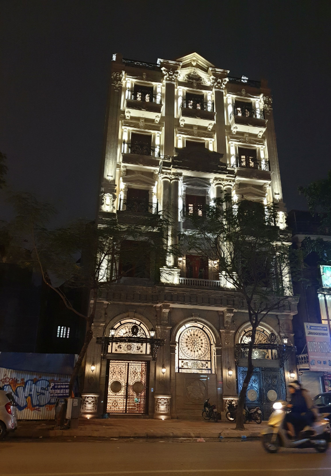 Dâu hào môn Đỗ Mỹ Linh vô tình để lộ một khoảnh khắc bên trong lâu đài nhà bầu Hiển khiến dân tình xôn xao- Ảnh 2.