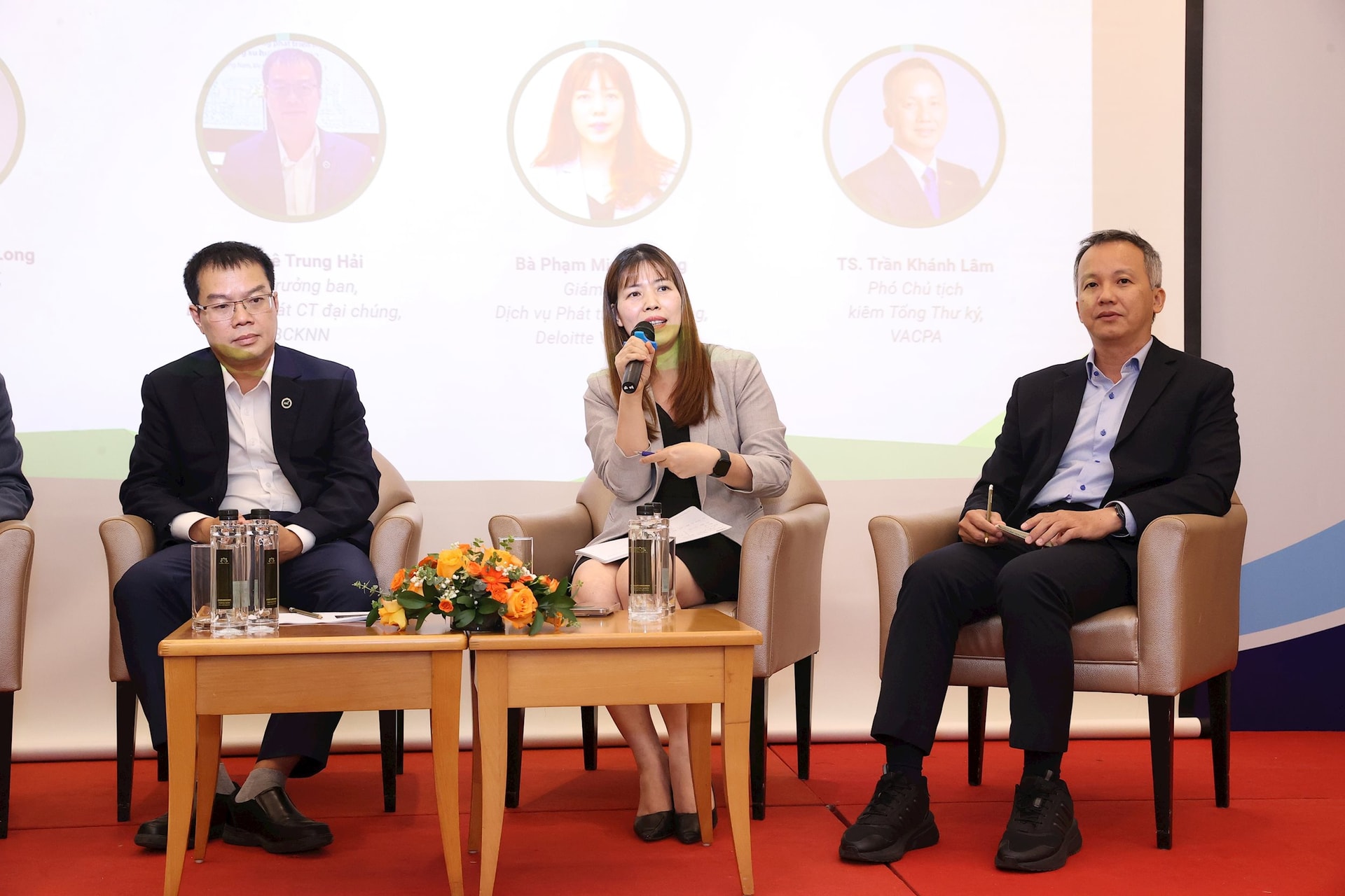 Loạt định chế tài chính rút khỏi cam kết Net Zero: Doanh nghiệp Việt nhìn gì từ động thái của thế giới?- Ảnh 2.