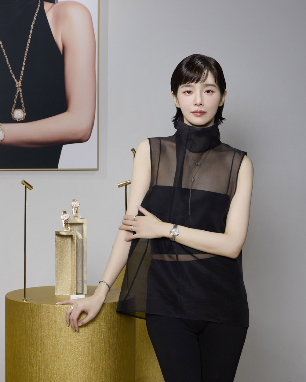 Sau 13 năm, nhà chế tác kim hoàn và đồng hồ xa xỉ đã chịu tung BST mới: Có gì đặc biệt mà ‘mợ Chảnh’ thích thú?- Ảnh 3.