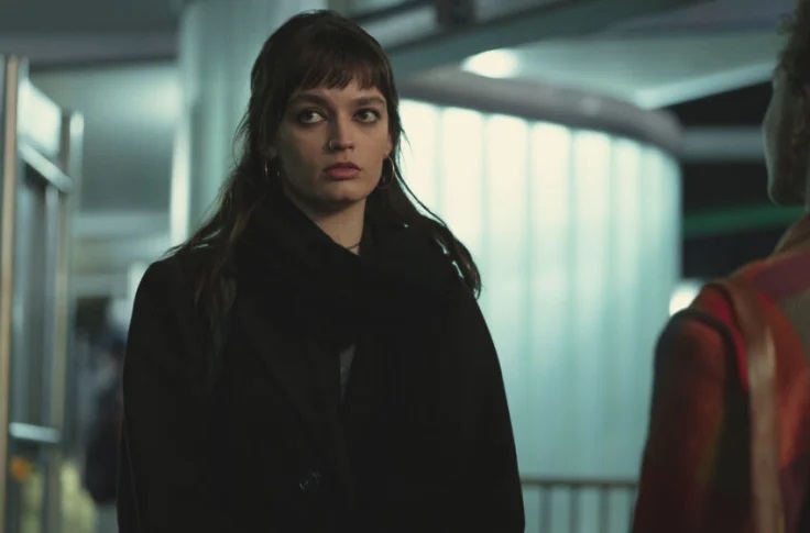 Xem một tập phim "Sex Education", tôi bất an, vội vã dạy con gái điều cần thiết này để bảo vệ bản thân một cách tốt nhất- Ảnh 1.