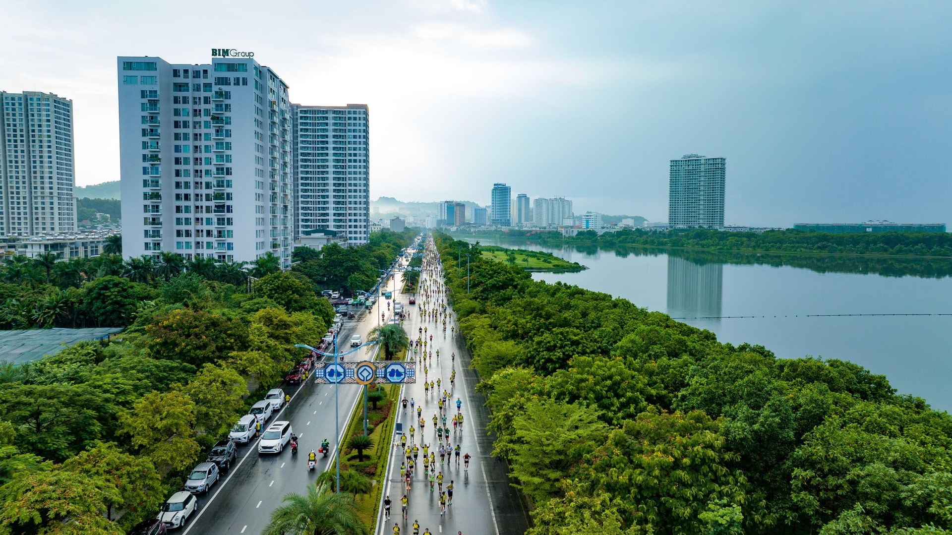 Bim Group muốn xây tổ hợp thương mại-dịch vụ-căn hộ lưu trú 3.000 tỷ sát cầu Bãi Cháy ở Hạ Long- Ảnh 1. Bim Group muốn xây tổ hợp thương mại-dịch vụ-căn hộ lưu trú 3.000 tỷ sát cầu Bãi Cháy ở Hạ Long- Ảnh 1.