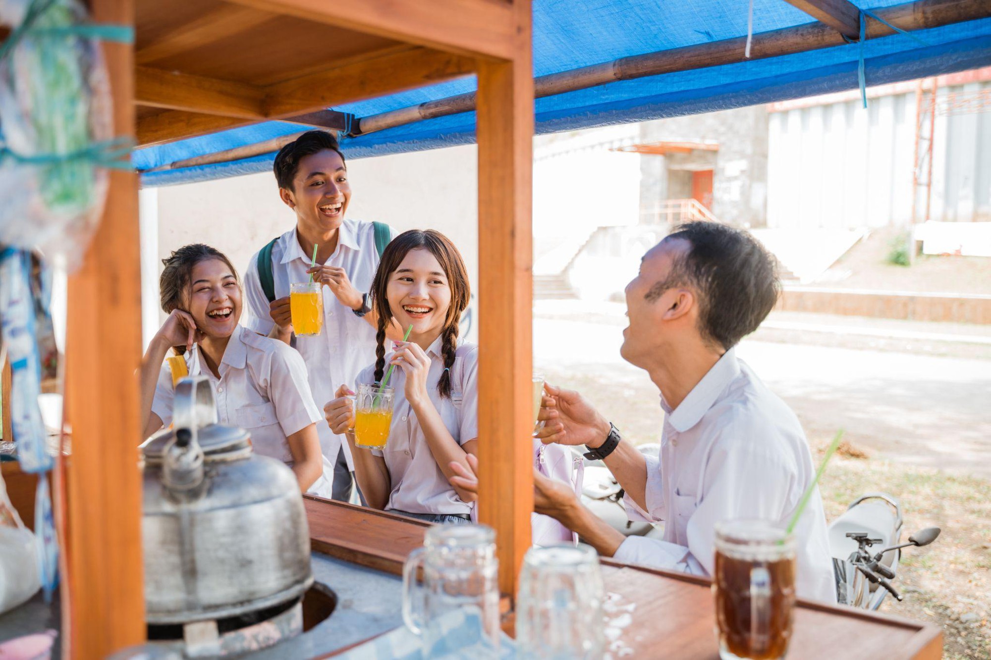 Những thói quen tưởng chừng vô hại khiến thanh thiếu niên có thể mắc bệnh tử chỉ trong 24h- Ảnh 4. Những thói quen tưởng chừng vô hại khiến thanh thiếu niên có thể mắc bệnh tử chỉ trong 24h- Ảnh 4.