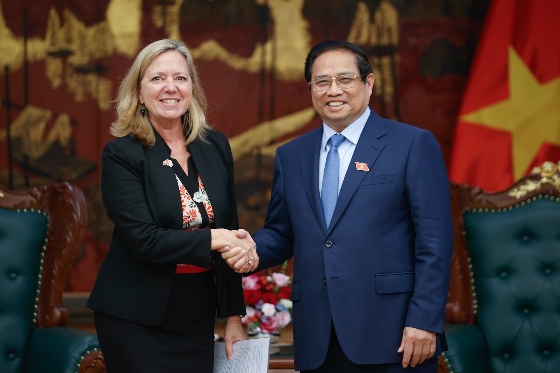 Thủ tướng đề nghị World Bank hỗ trợ vốn để Việt Nam triển khai đường sắt cao tốc Bắc-Nam 67 tỷ USD- Ảnh 1. Thủ tướng đề nghị World Bank hỗ trợ vốn để Việt Nam triển khai đường sắt cao tốc Bắc-Nam 67 tỷ USD- Ảnh 1.