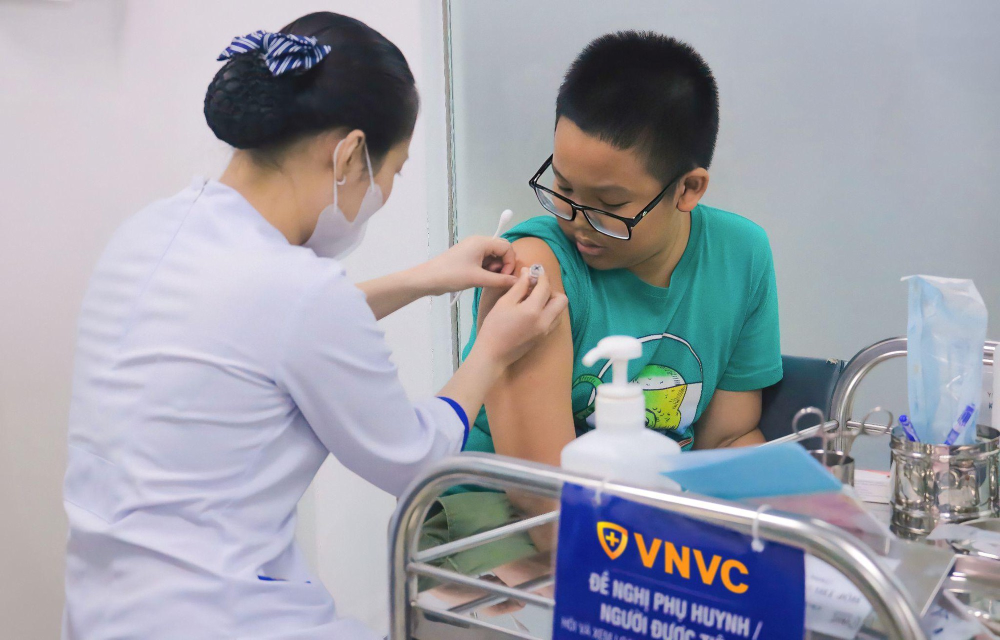 Những thói quen tưởng chừng vô hại khiến thanh thiếu niên có thể mắc bệnh tử chỉ trong 24h- Ảnh 6. Những thói quen tưởng chừng vô hại khiến thanh thiếu niên có thể mắc bệnh tử chỉ trong 24h- Ảnh 6.