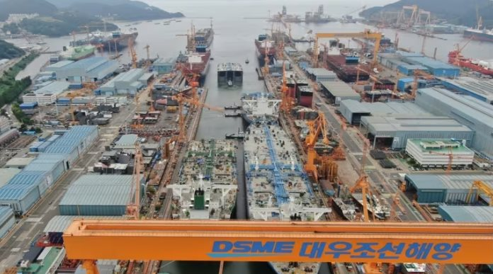 Nền kinh tế lớn thứ 4 thế giới bị láng giềng vượt mặt ở mảng đóng tàu, giảm 32% đơn hàng- Ảnh 3.