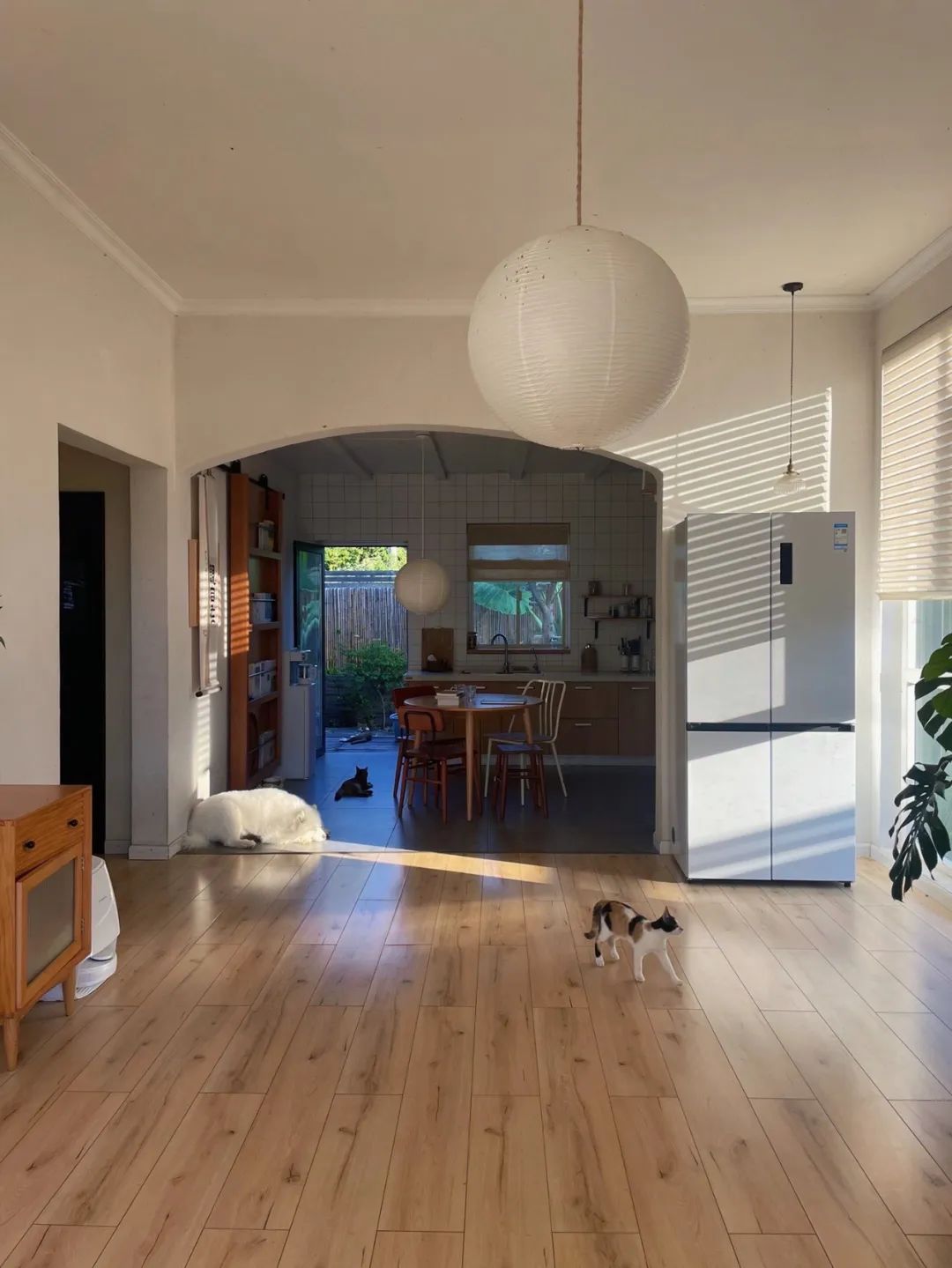 Cô gái 28 tuổi biến căn nhà cũ thành tổ ấm phong cách phương Tây khiến cư dân mạng phát sốt: “Sân vườn như mơ, ai cũng muốn sống ở đó”- Ảnh 3.