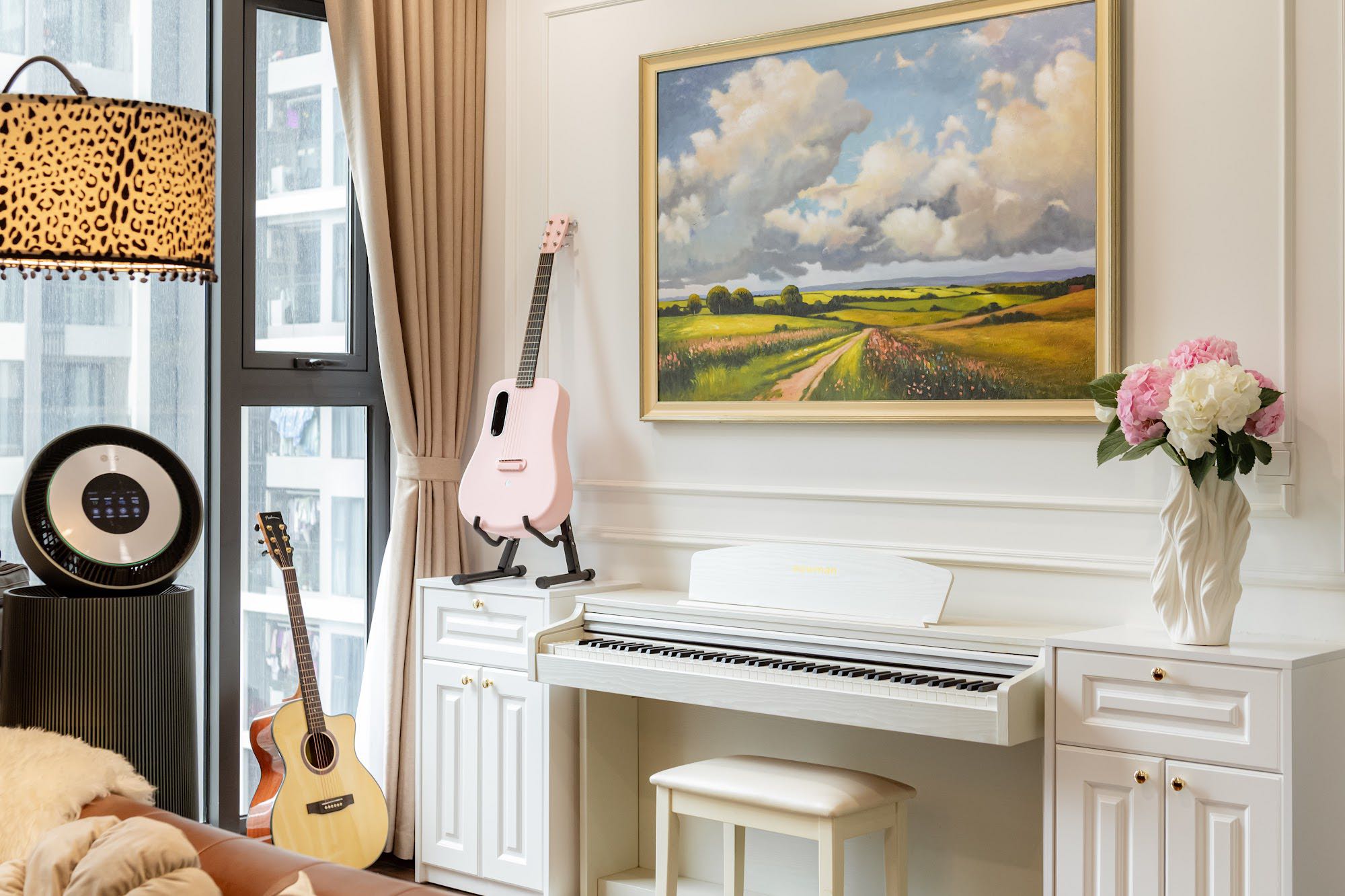 Ngắm căn hộ tối giản của vợ chồng trẻ Hà Nội: Gọn gàng, tinh tế và đậm chất nghệ thuật trong từng góc nhỏ- Ảnh 6. Ngắm căn hộ tối giản của vợ chồng trẻ Hà Nội: Gọn gàng, tinh tế và đậm chất nghệ thuật trong từng góc nhỏ- Ảnh 6.