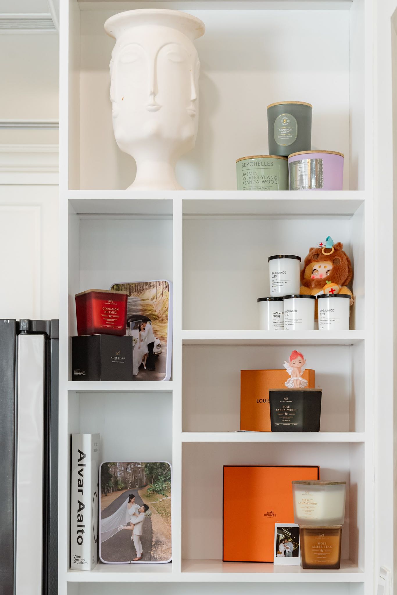 Ngắm căn hộ tối giản của vợ chồng trẻ Hà Nội: Gọn gàng, tinh tế và đậm chất nghệ thuật trong từng góc nhỏ- Ảnh 8. Ngắm căn hộ tối giản của vợ chồng trẻ Hà Nội: Gọn gàng, tinh tế và đậm chất nghệ thuật trong từng góc nhỏ- Ảnh 8.