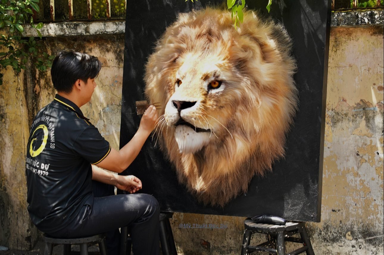 Chàng trai TP.HCM làm mô hình hổ Belgan giống thật khiến người trên phố hết hồn- Ảnh 6.