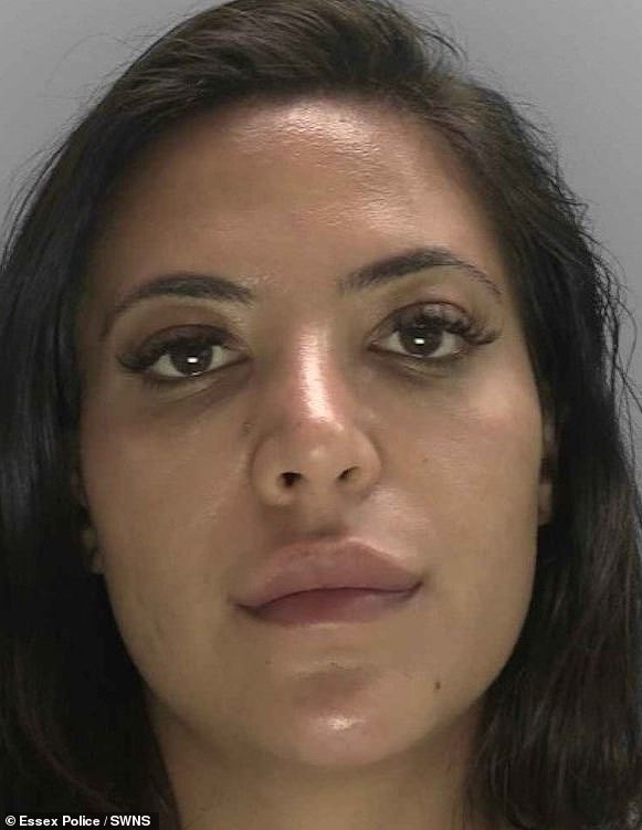 Nữ giám đốc tài chính "rút ruột" công ty hơn 5,8 tỷ đồng suốt 4 năm, vừa du lịch Dubai về lập tức bị bắt- Ảnh 1.