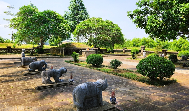 Chuyện ít ai biết về vua Lê Túc Tông: Vị vua tài đức nhưng đoản mệnh và vụ trộm lăng mộ gây rúng động- Ảnh 3.